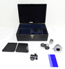 Caja con accesorios de microscopía
